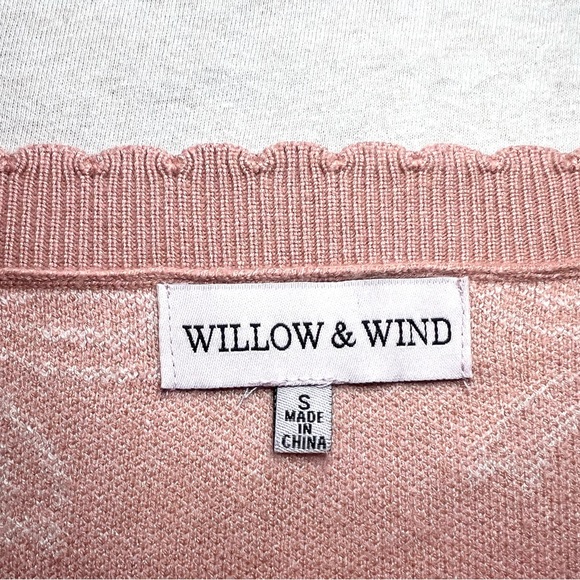 Willow and Wind Pink Bow Sweater - Picture 5 of 9